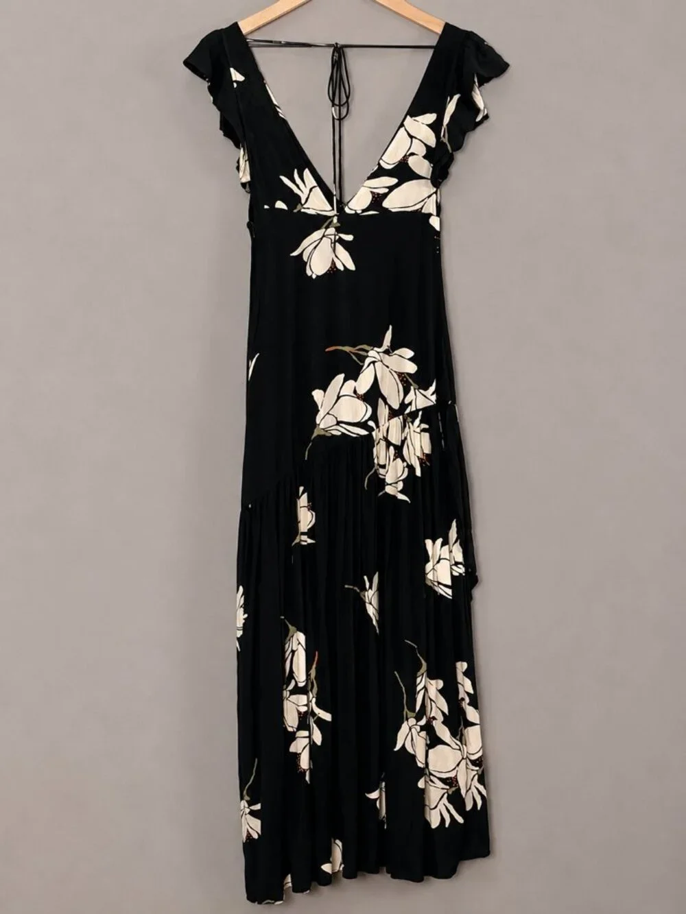 Free People She’s A Waterfall Floral Midi Dress Black Ivory Open Back Size 4 - Picture 2 of 9